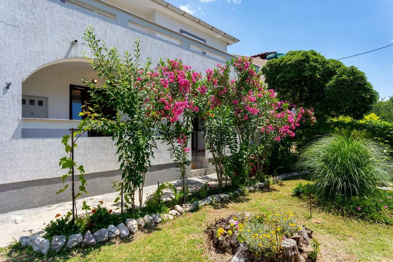 Apartments Anna III Baška