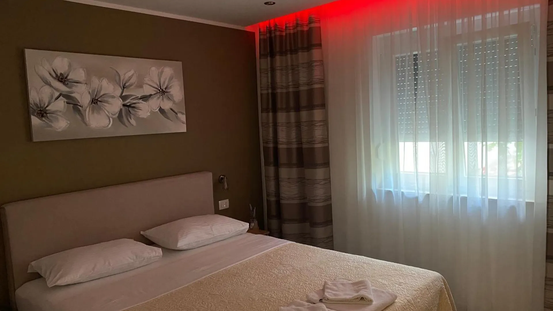 Apartments Anna III Baška 0*,