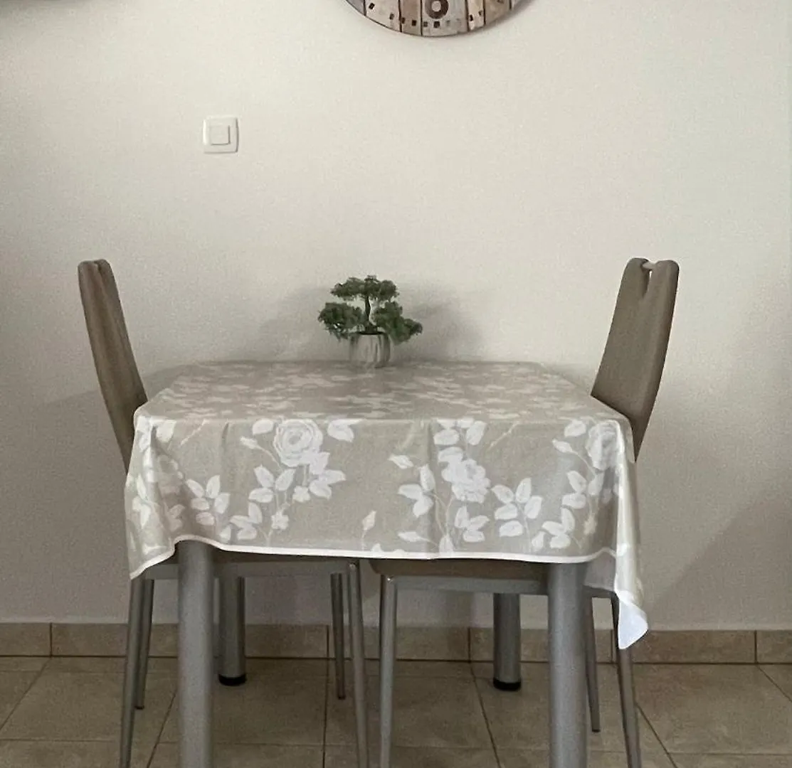 Apartments Anna III Baska
